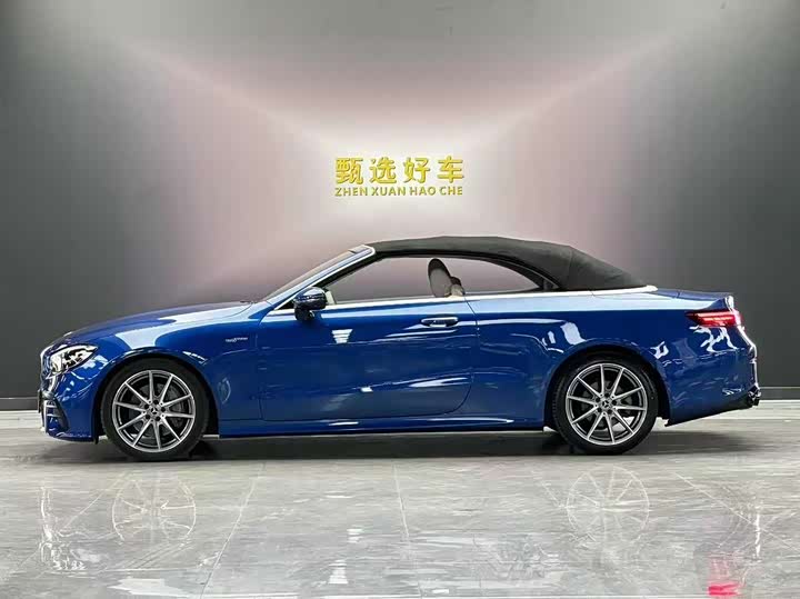 Фото 4 - Mercedes-Benz E-Class