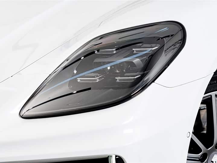 Фото 4 - Porsche Panamera