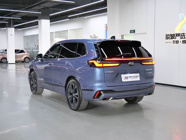 Фото 5 - Honda Breeze Hybrid