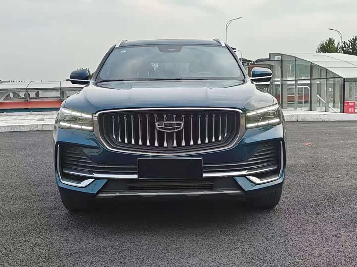 Photo 2 - Geely Monjaro