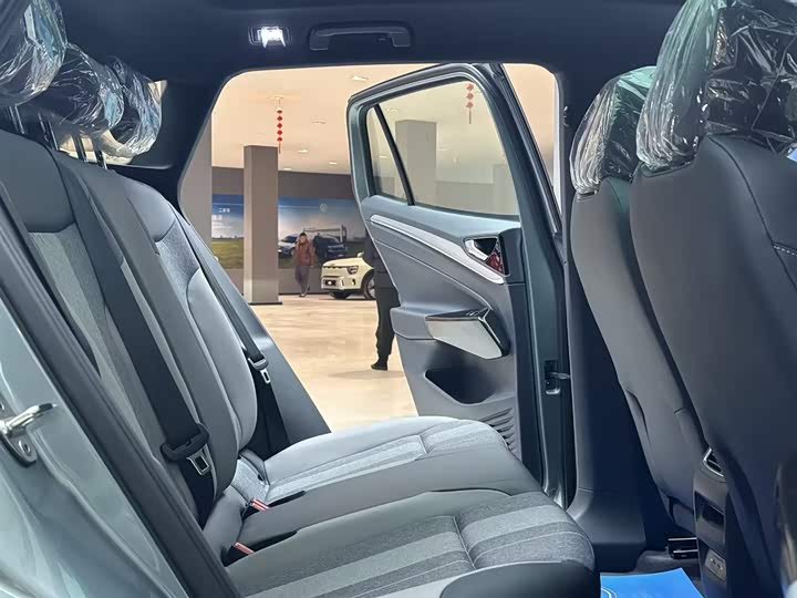 Фото 8 - Volkswagen ID.4 Crozz