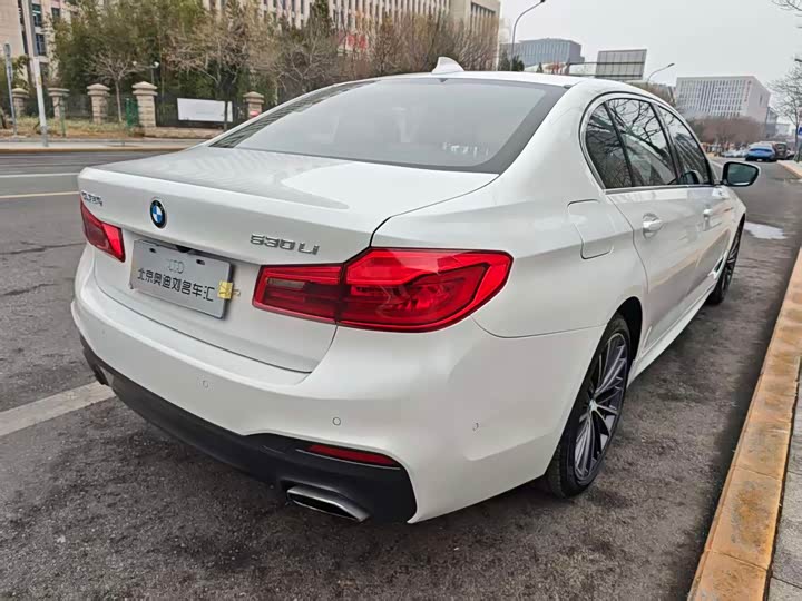 Фото 7 - BMW 5 Series