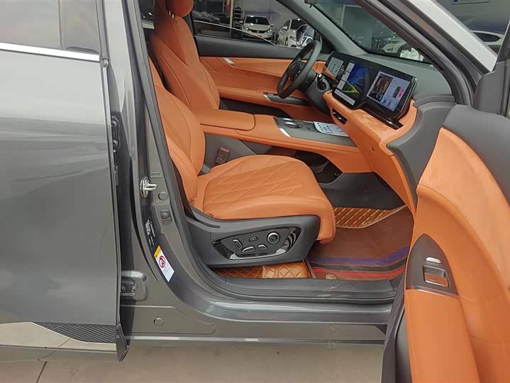 Фото 8 - Changan CS75 Plus