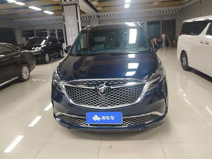 Фото 2 - Buick GL8 ES