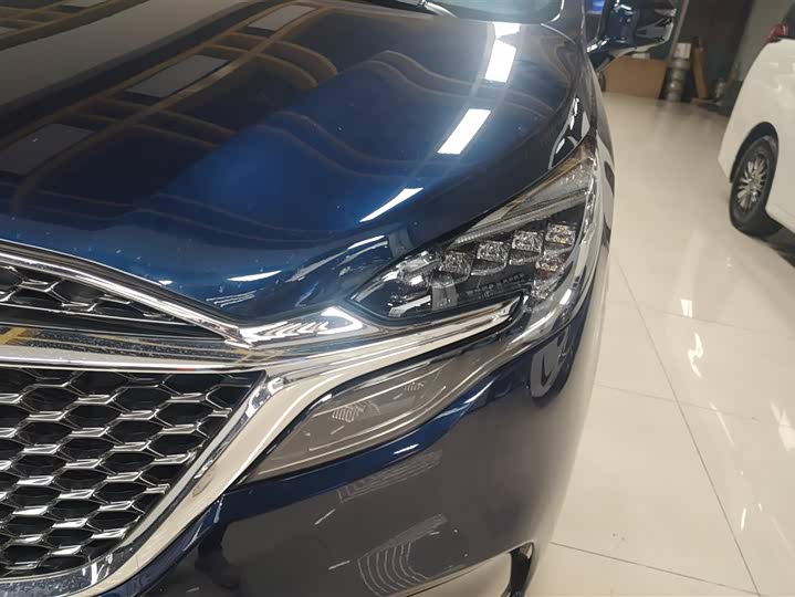 Фото 5 - Buick GL8 ES