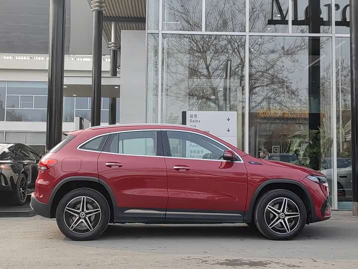 Фото 9 - Mercedes-Benz EQA