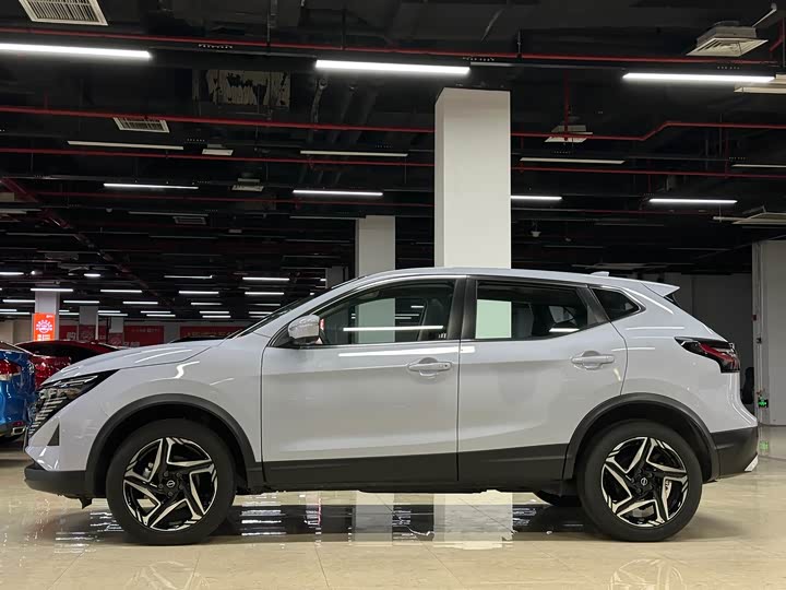 Фото 7 - Nissan Qashqai