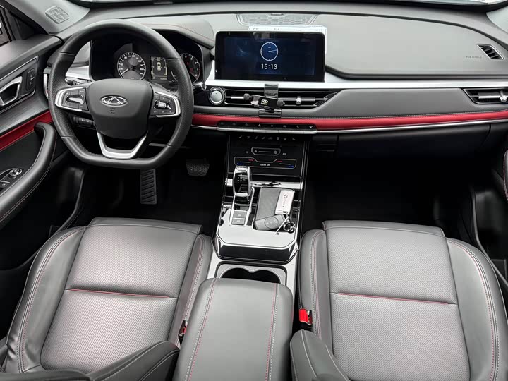 Фото 8 - Chery Tiggo 7