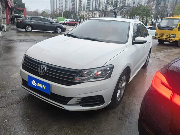 Фото 1 - Volkswagen Lavida