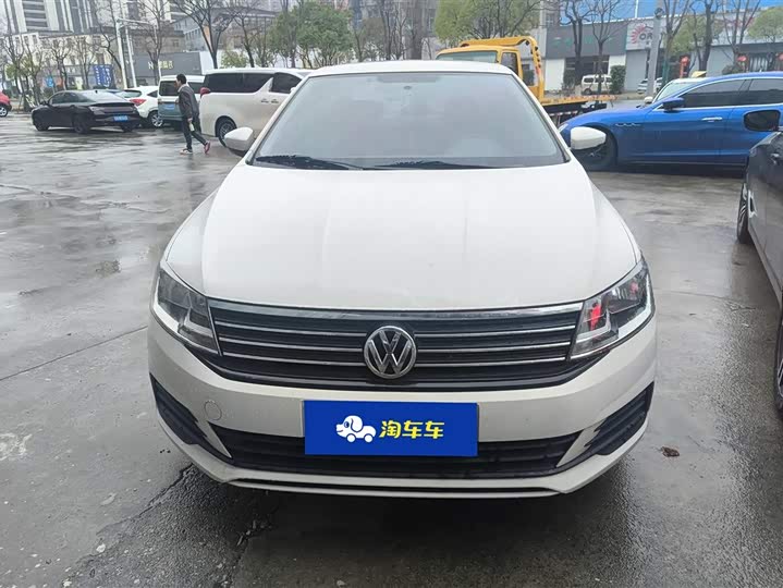 Фото 2 - Volkswagen Lavida