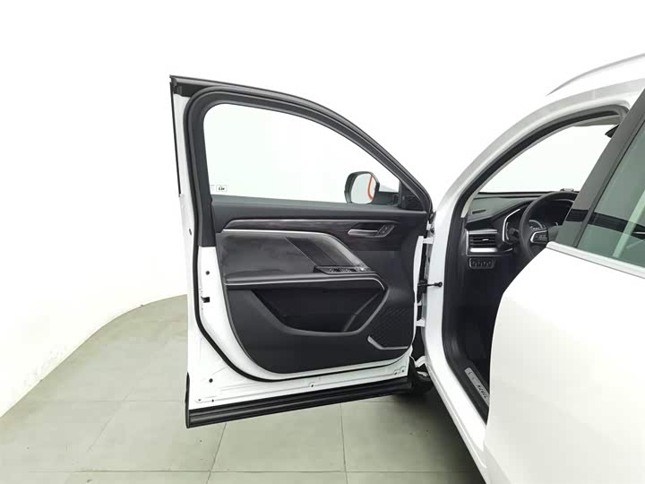 Фото 8 - Haval H6