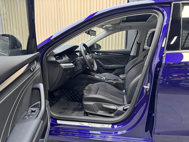 Фото 7 - Skoda Octavia Pro