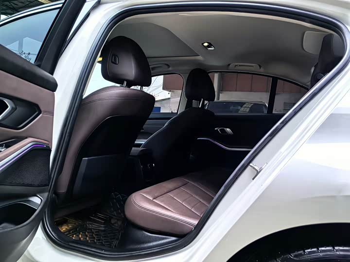 Фото 5 - BMW 3 Series