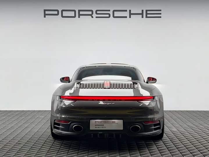 Фото 5 - Porsche 911