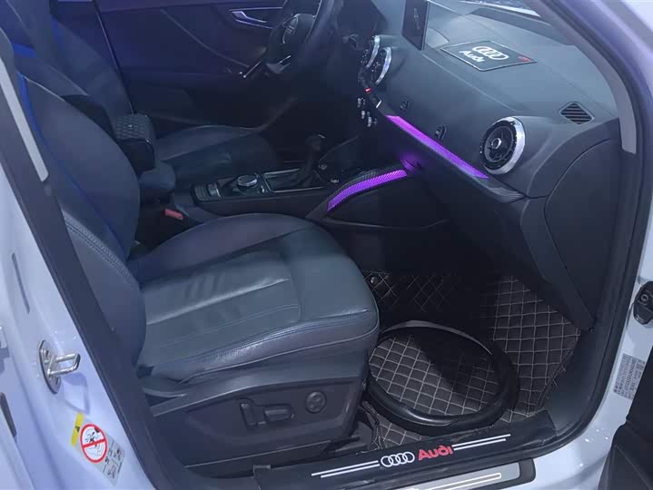 Фото 8 - Audi Q2L