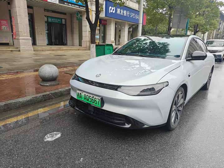 Фото 1 - Leapmotor C01