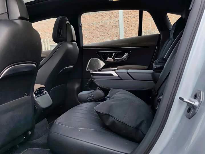 Фото 4 - Mercedes-Benz EQS