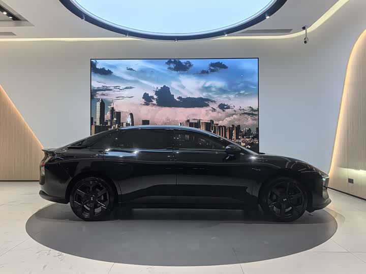 Фото 5 - XPeng Mona M03