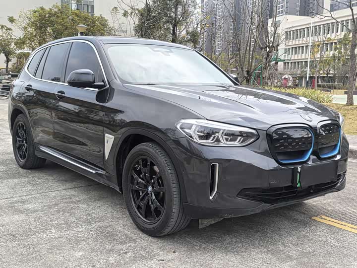 Фото 5 - BMW iX3