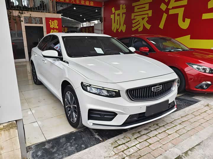 Фото 3 - Geely Preface