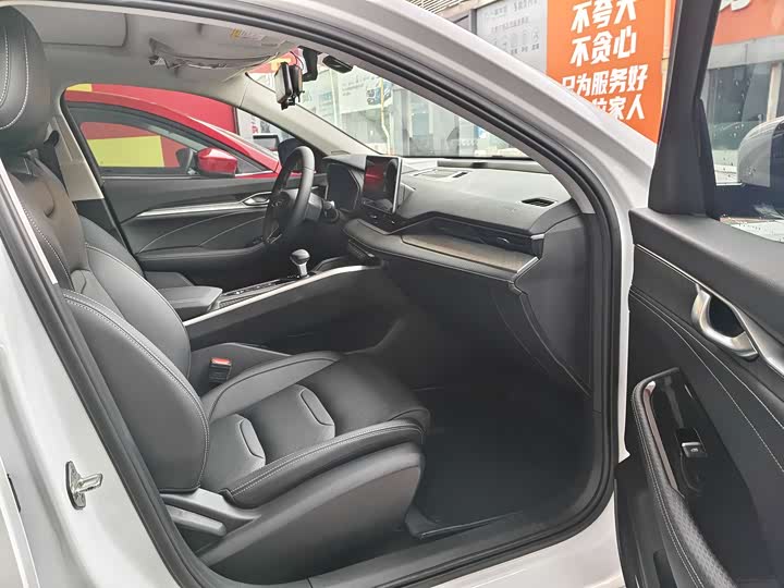 Фото 7 - Geely Preface