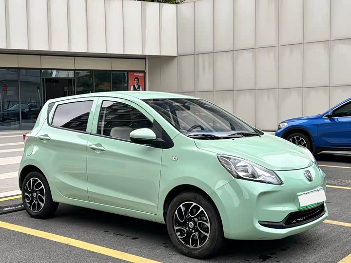 Фото 3 - Changan BenBen E-Star