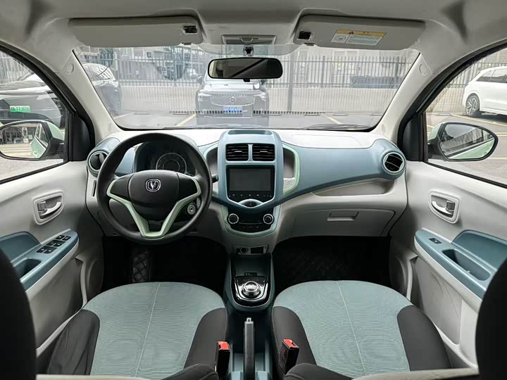 Фото 6 - Changan BenBen E-Star