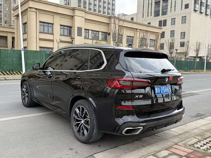 Фото 8 - BMW X5