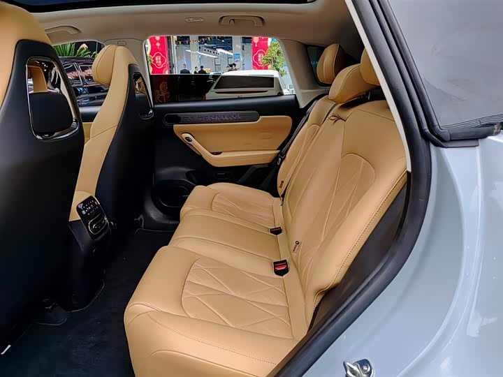 Фото 9 - Leapmotor C11