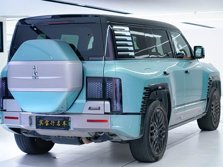 Фото 6 - BYD Yangwang U8