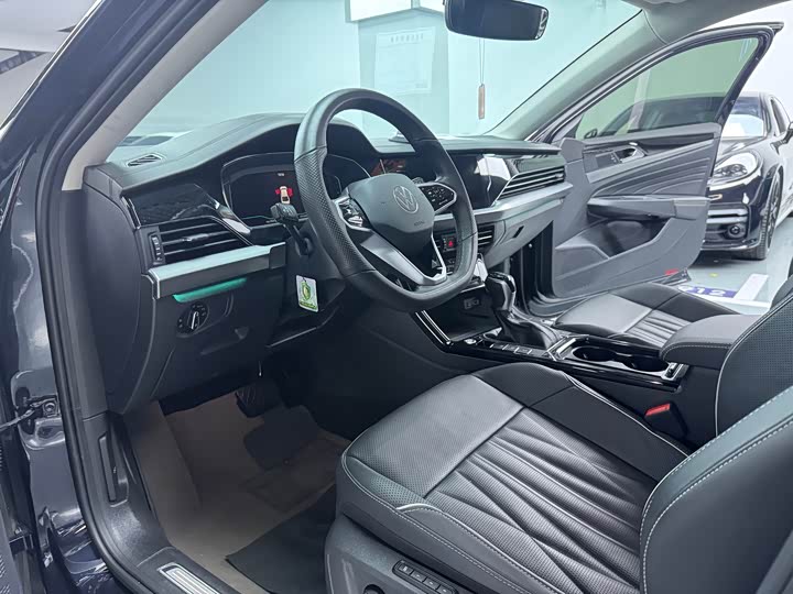 Фото 5 - Volkswagen Passat