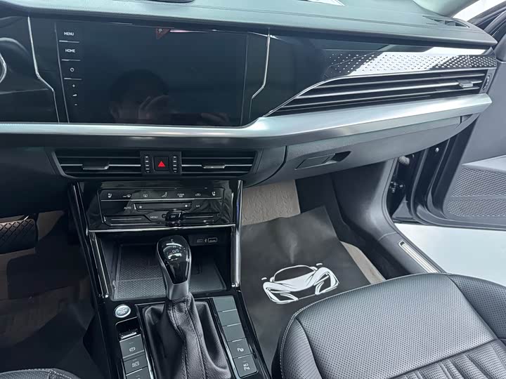 Фото 7 - Volkswagen Passat