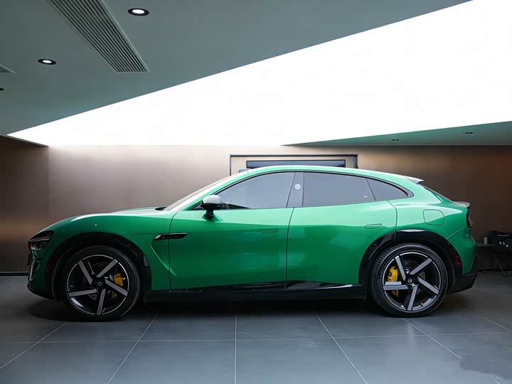 Фото 3 - Xiaomi YU7