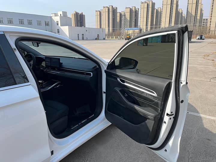 Фото 7 - Geely Emgrand