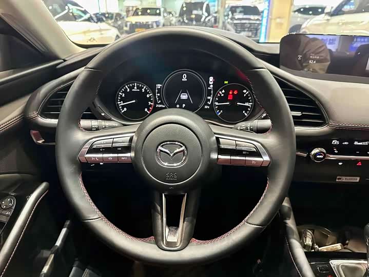 Photo 6 - Mazda 3 (Axela)