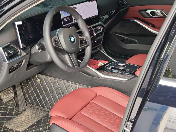 Фото 3 - BMW 3 Series