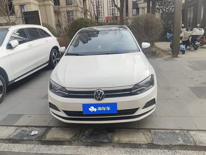 Фото 2 - Volkswagen Polo