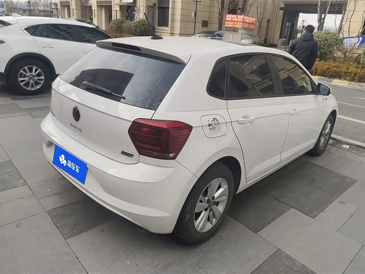 Фото 3 - Volkswagen Polo