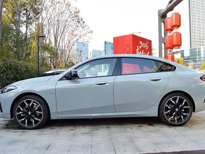 Фото 4 - BMW 2 Series