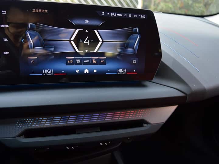 Фото 9 - BMW 2 Series