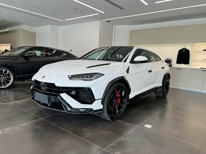 Фото 1 - Lamborghini Urus