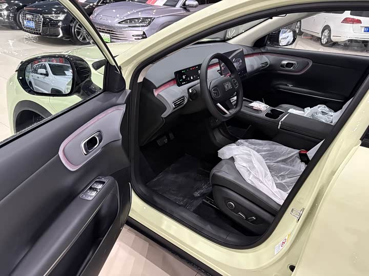 Фото 7 - Changan Qiyuan (Nevo) Q05