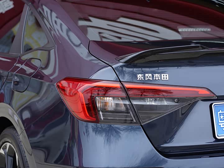 Фото 4 - Honda Civic