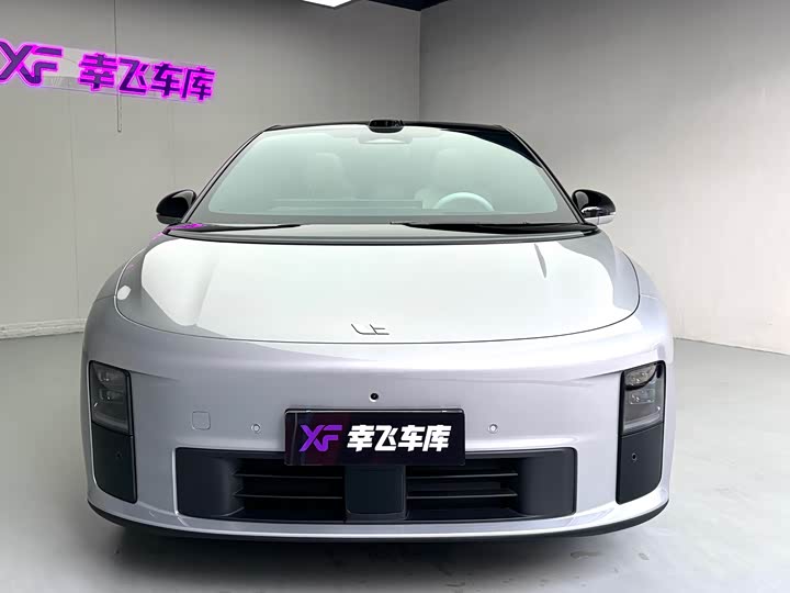 Фото 8 - LiXiang i6