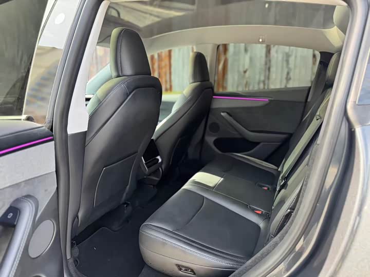 Фото 6 - Tesla Model Y