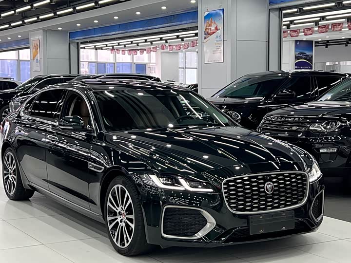 Фото 3 - Jaguar XF L