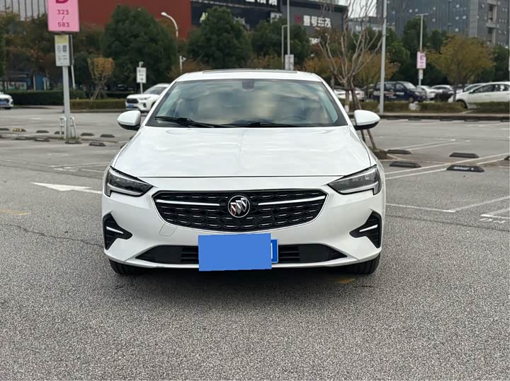 Фото 2 - Buick Regal