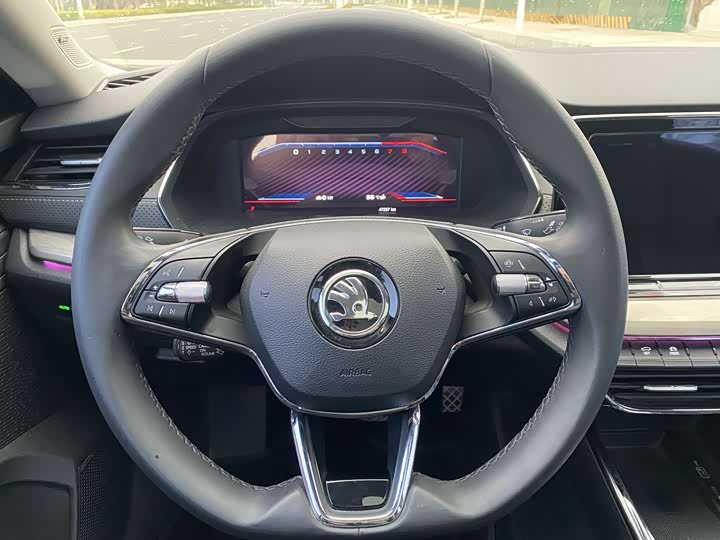 Фото 4 - Skoda Octavia Pro