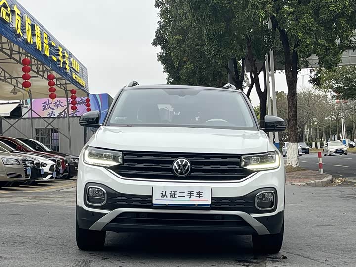 Фото 2 - Volkswagen Tacqua