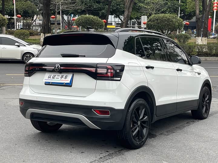 Фото 4 - Volkswagen Tacqua